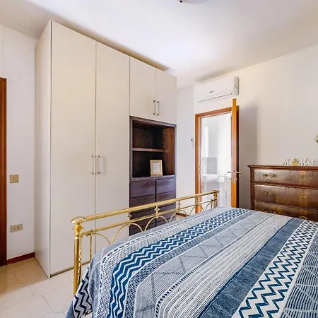 Italian Experience- * Loreto